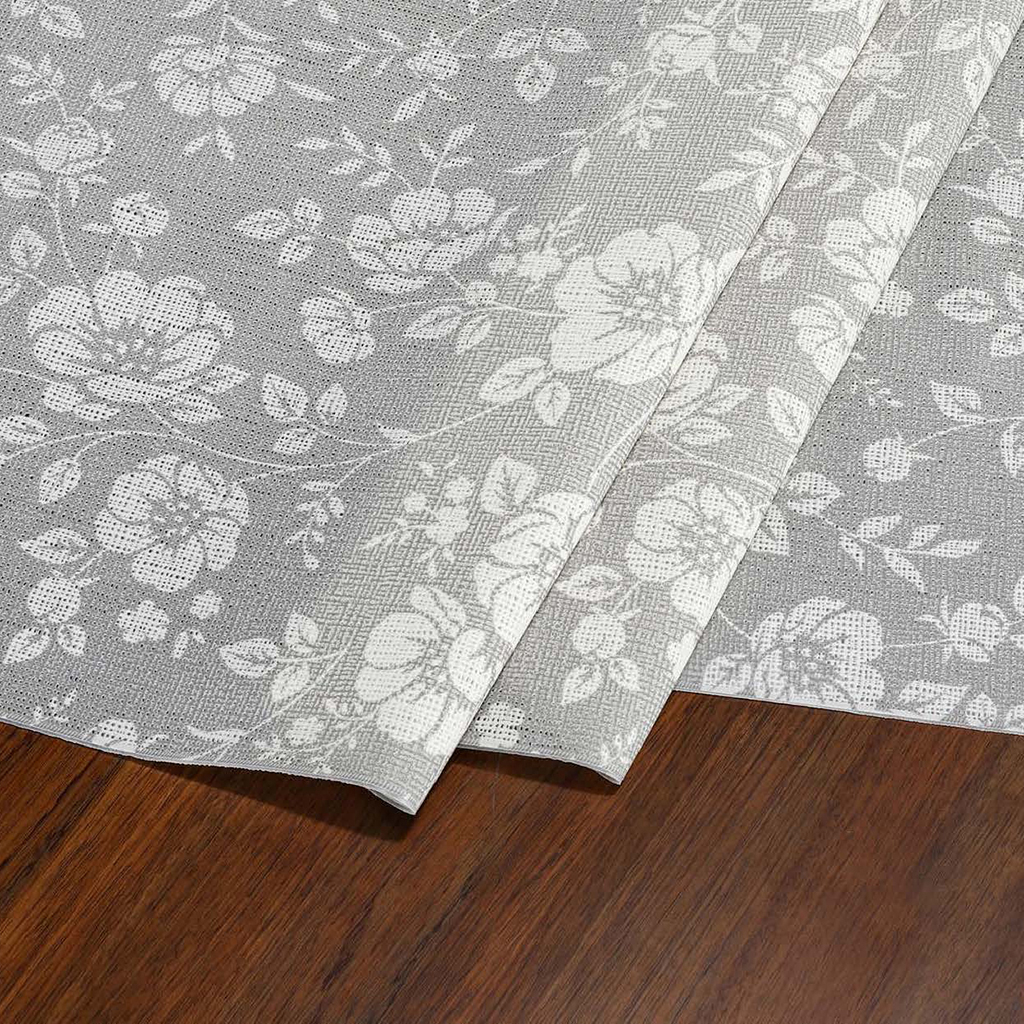 Скатерть ПВХ "Роза на льне" 137х320см, длина стола до 280см, на 12 персон, "LACE" фактурная, на пленке, тиснение на сером, белый штамп, упак. "классическая" п/э 32х41см т.м. "Домашняя Мода" (Китай)