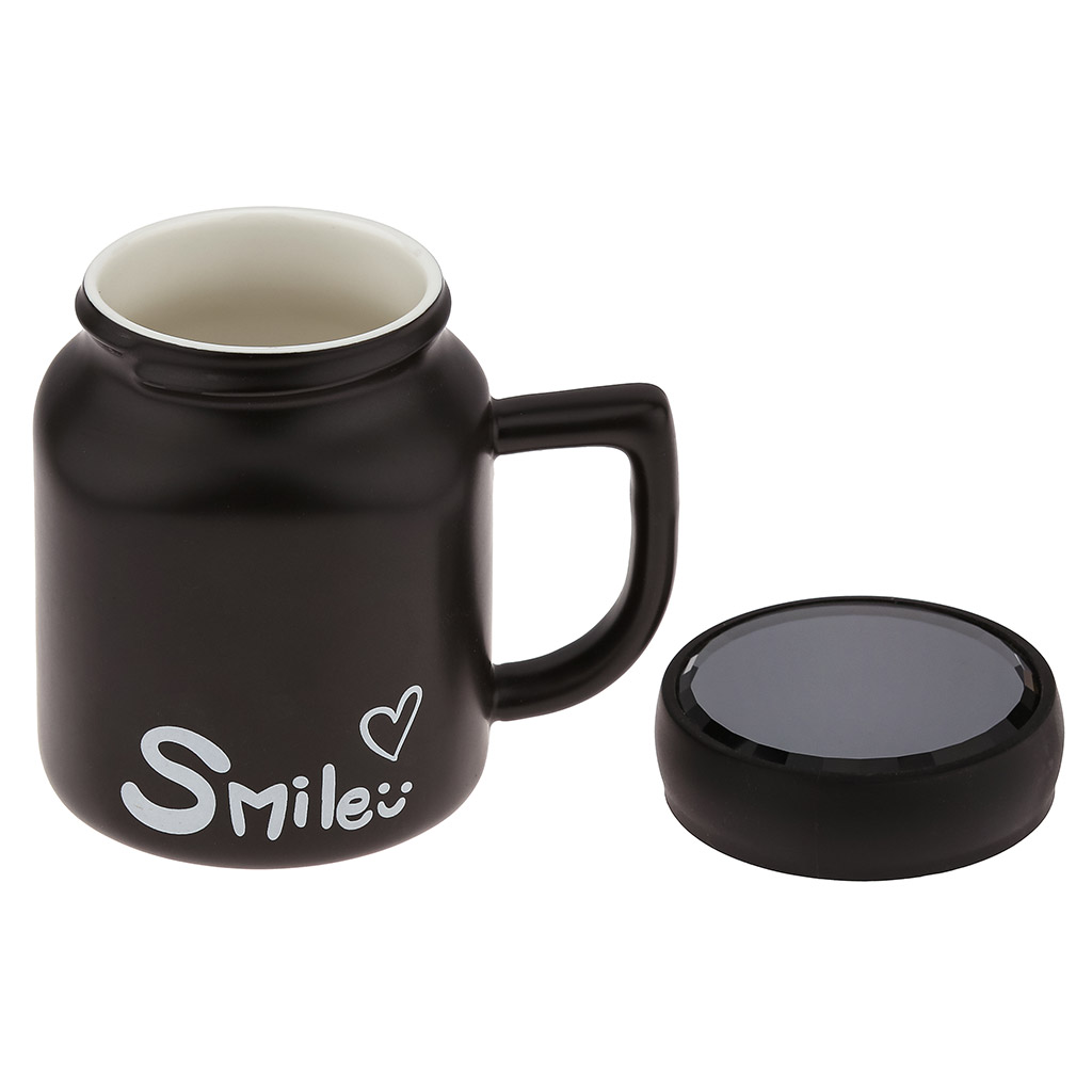 Кружка фарфоровая "Smile" 480мл, 8,7х8,7см h11см, матовая глазурь, с деколью, цвет - черный, пластмассовая, винтовая крышка, герметичная, с силиконовым уплотнителем, д/горла 6,3см, д/основания 6см, в подарочной коробке (Китай)