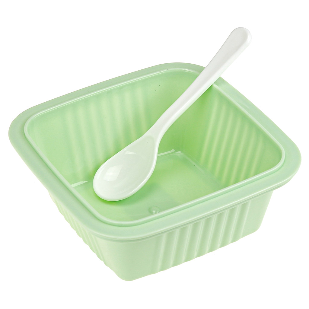 Ланч-бокс для продуктов пластмассовый "Фреш" 0,55л, 14х14см h8,5см, с ложкой 13см, крышка прозрачная, с клипсами, с уплотнителем, цвета в ассортименте: персиковый, голубой, зеленый (Китай)