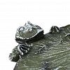 ФП120/кам        - Скульптура-фигура для сада из полистоуна "Гриб с двумя лягушками" h42см (Россия)