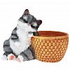К021 - Скульптура-фигура для сада из полистоуна "Котенок спящий у корзины" 16х12х18см, д9см (Россия)
