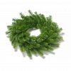 173.1 - Декоративный венок "Елка" д42см, средний, пластик, зеленый (Россия)